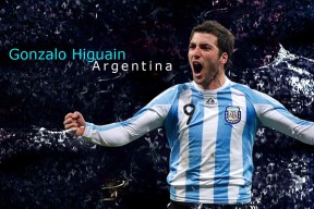 亚博体育app下载体育-本泽马双响建功，海港客场三连败